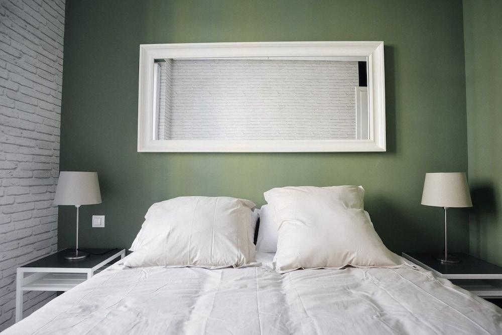 Habitat Apartments Latina Madrid Esterno foto